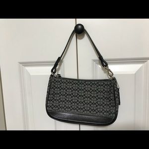 Coach small signature handbag